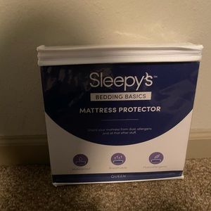 Mattress protector